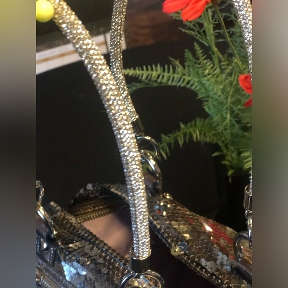 Auth Coach Poppy Silver Sequin Spotlight Tote Bag Medium Great Condition Vintage - Picture 14 of 17